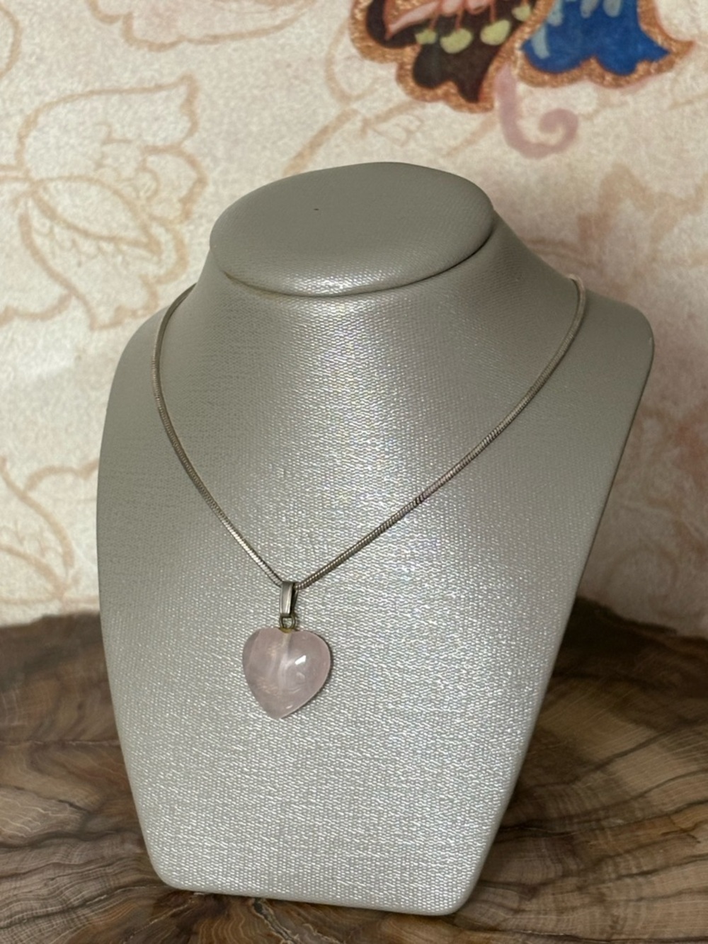 Dainty Rose Quartz Heart Pendant Necklace